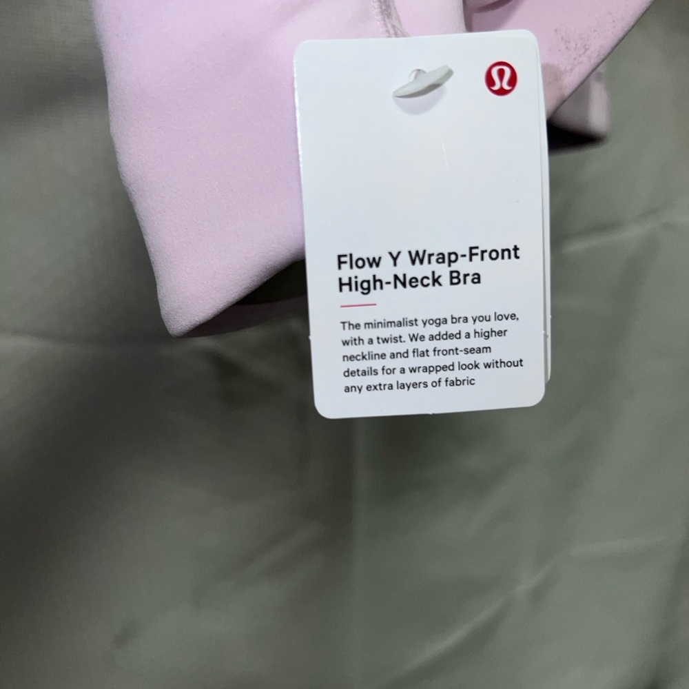 NWT LuLuLemon flow Y neck front wrap high neck bra - Picture 4 of 4